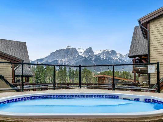 3 Bedroom Condo By Canadian Rockies Vacation Rentals Canmore Ngoại thất bức ảnh